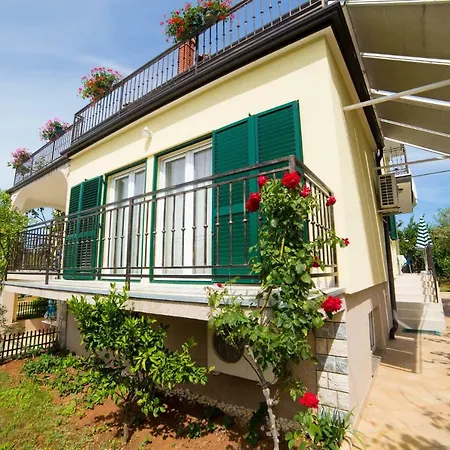 Jenny Apartment Porec